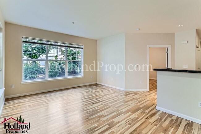 Foto del edificio - **Price Drop + $150 Off First Month’s Rent...