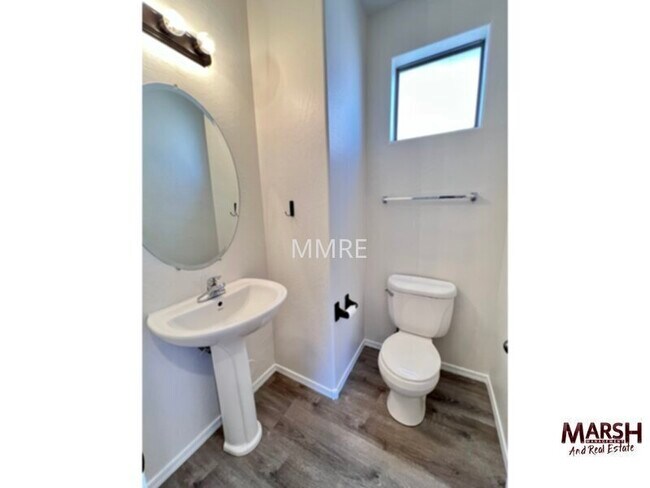 Foto del edificio - Nice 2-story home in Chandler with 4 bedrooms!