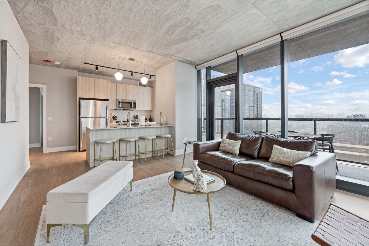 Foto principal - 1050 W Van Buren St