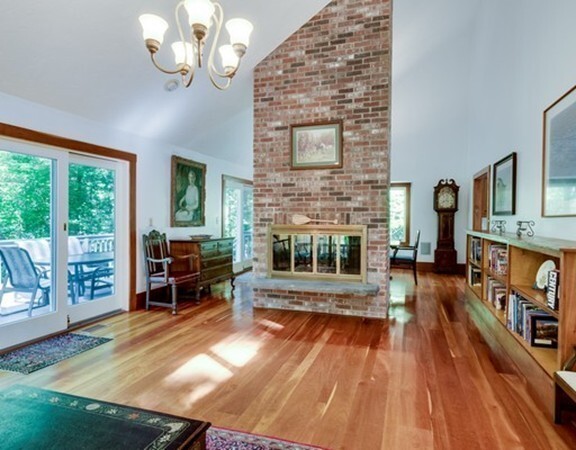 Foto del edificio - 49 Birchwood Ln