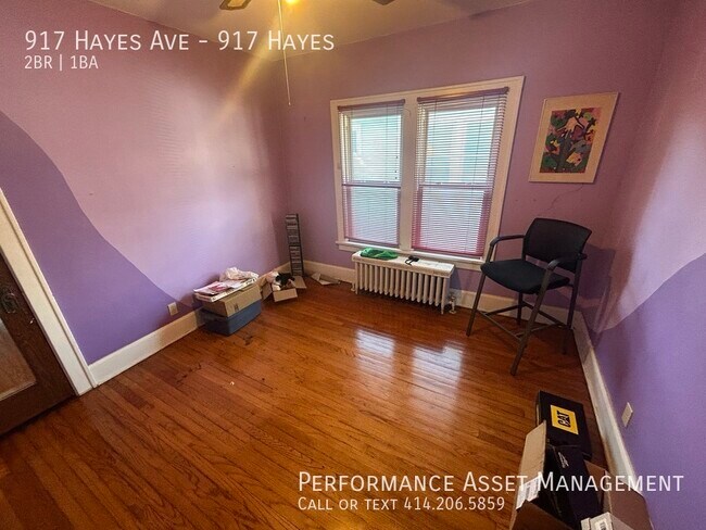 Building Photo - Charming 2BR Apartment in Prime Racine Loc...
