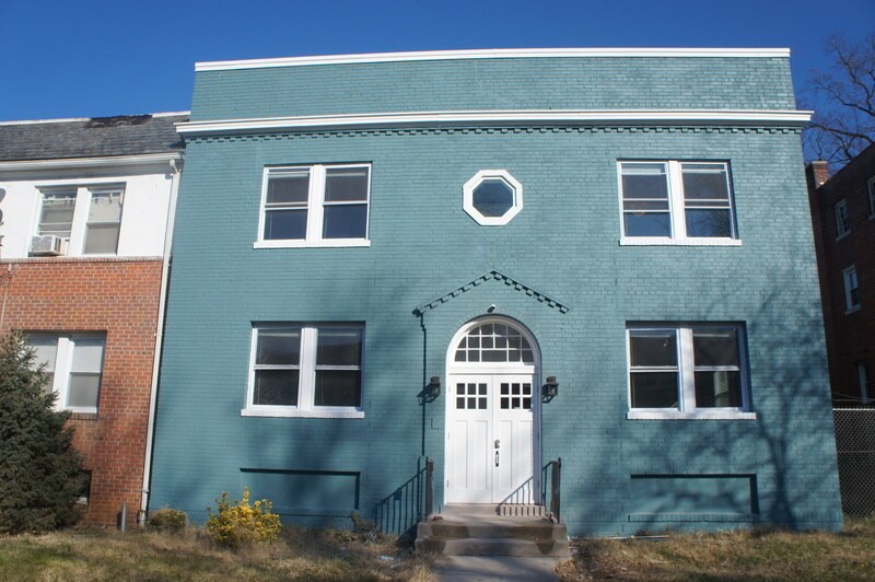 Primary Photo - 1228 Raum St NE