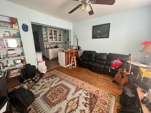 Primary Photo - 1706 E Lafayette Plz
