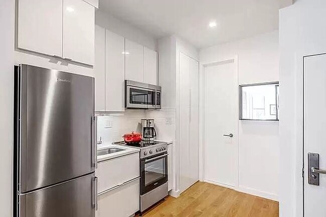 Foto del edificio - 137 thompson St