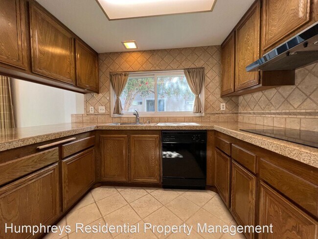 Foto del edificio - 3 br, 2.5 bath House - 2483 Caminito Venido