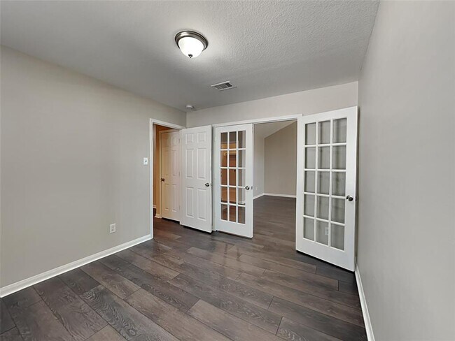 Foto del edificio - 7127 Acacia Ln