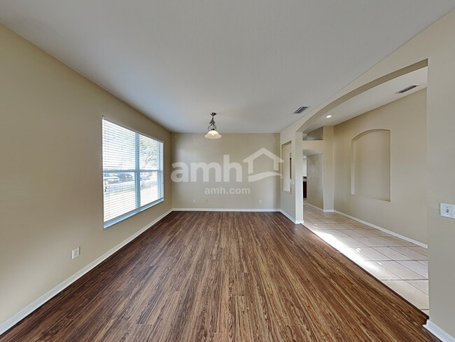 Building Photo - 1225 Barclay Wood Dr