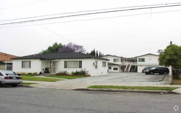 Foto del edificio - 1215 S Spruce St