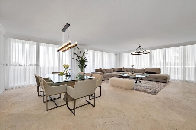 Foto del edificio - 9559 Collins Ave