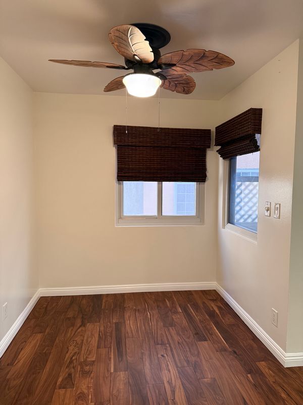 Foto del edificio - 8710 Delgany Ave