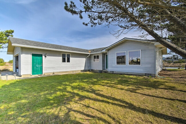 Foto del edificio - 34910 G St