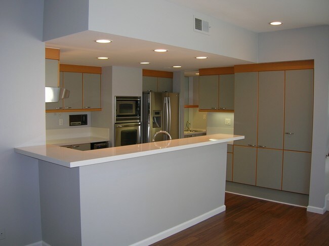 Foto del edificio - 650 Harbor St