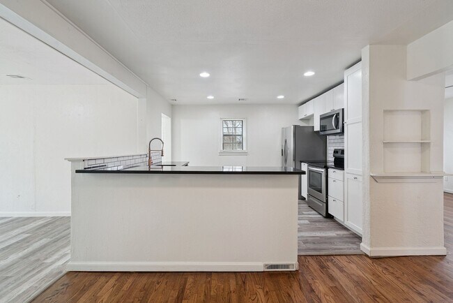 Foto del edificio - 3 bed, 2 bath home in Midwest City