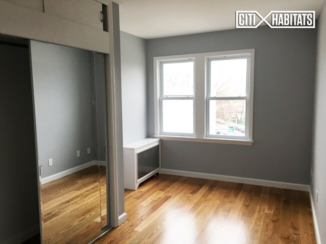 Building Photo - 6072 Mount Olivet Cres