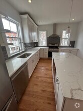 Building Photo - 8 Brookside Ave