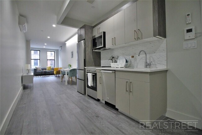 Foto del edificio - Modern New Studio in Bushwick!