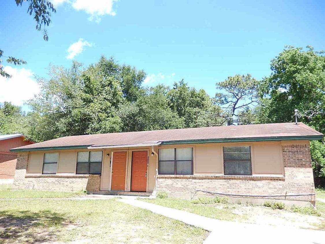 5524 Sullivan Rd, Tallahassee, FL 32310 House for Rent in Tallahassee, FL