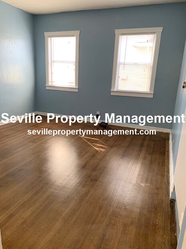 Foto del edificio - 3630 Hageman Ave