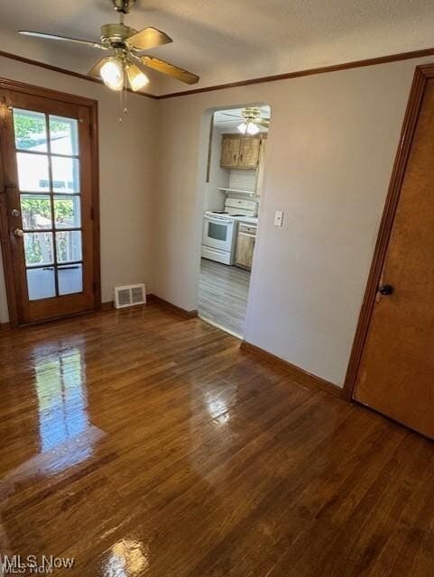 Foto del edificio - 385 E 271st St