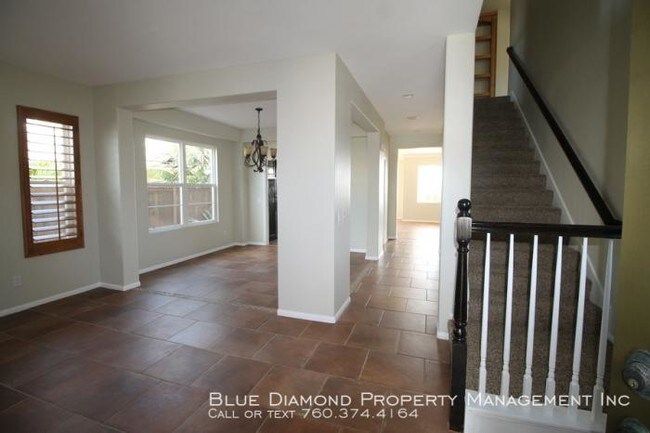 Building Photo - 5 bedroom in Carlsbad CA 92010
