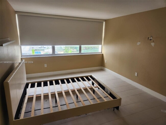 Foto del edificio - 18071 Biscayne Blvd