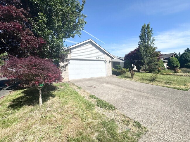 Foto del edificio - Wonderful centrally located Powell Butte 3...