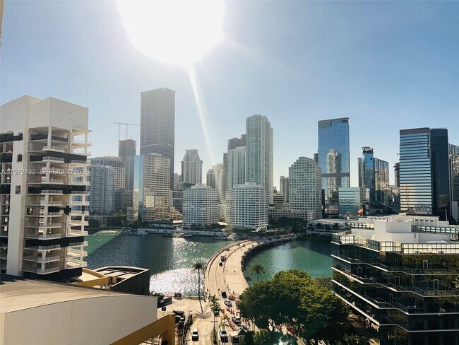 Foto del edificio - 770 Claughton Island Dr