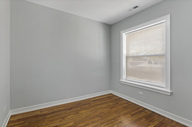 Building Photo - 7939 S Ada St