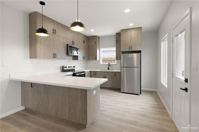 Foto del edificio - 14 N 56th Ln
