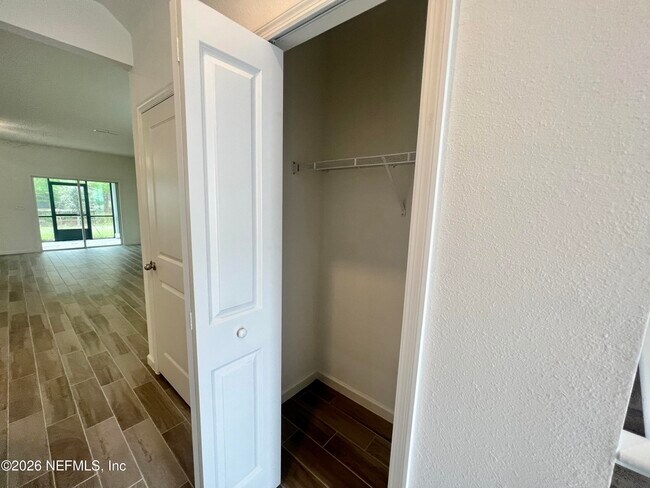 Foto del edificio - 434 Boracay Cir