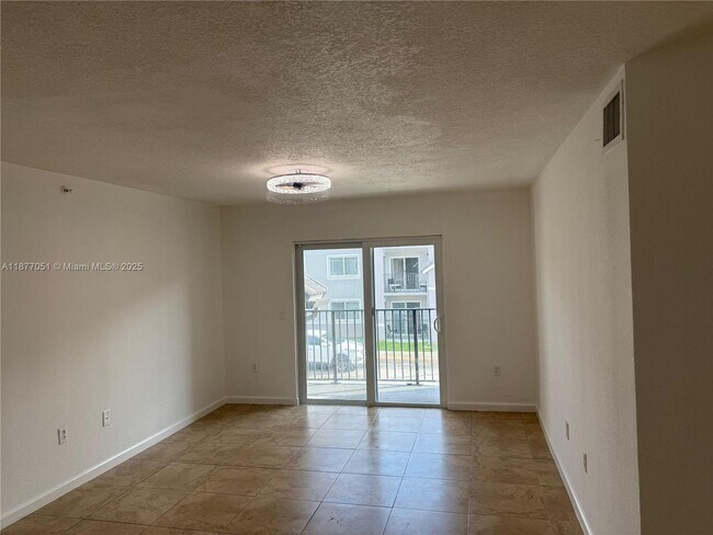 Building Photo - 15422 SW 284th St