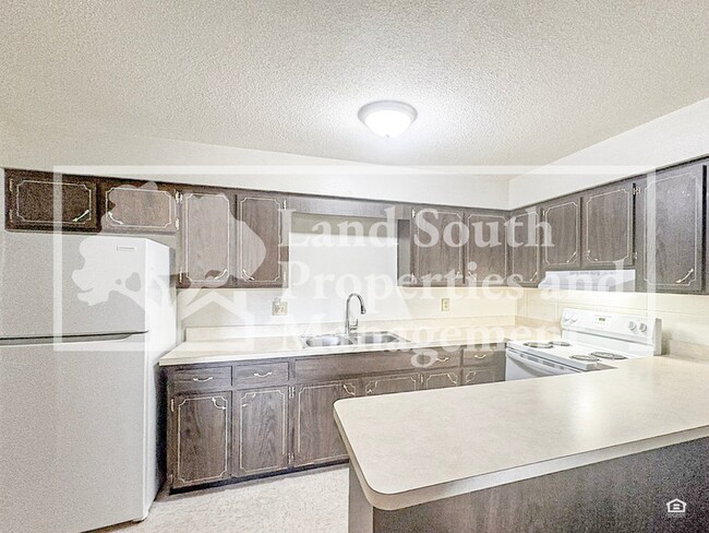 Foto del edificio - 817 W Carole St