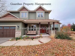 Building Photo - 14699 Coachman Ct