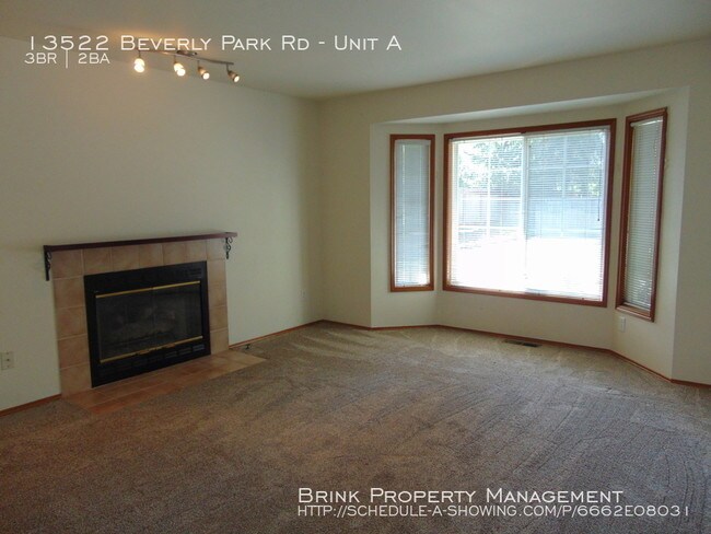 Building Photo - 13522 Beverly Park Rd