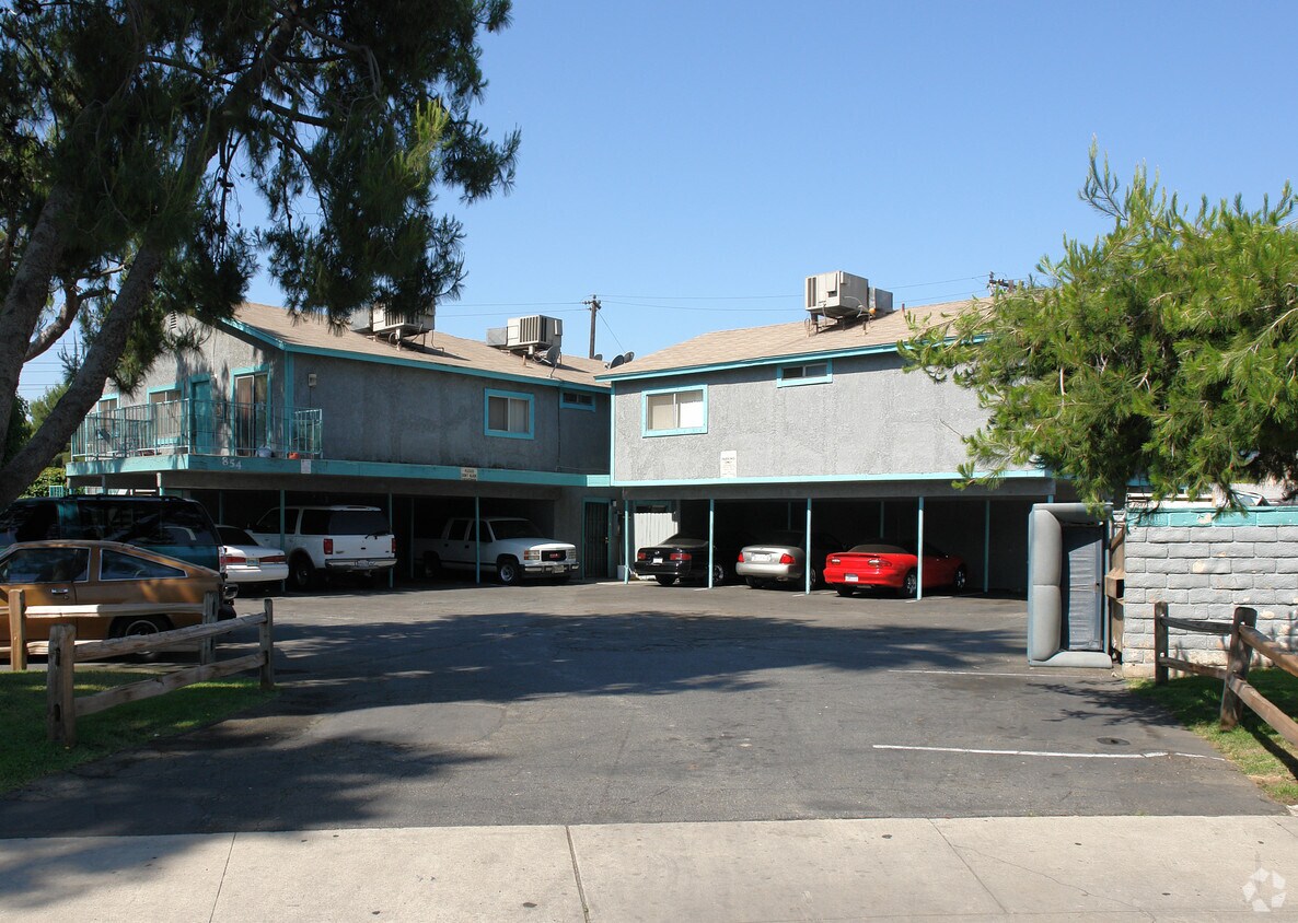 Foto principal - 854 E Deodar St