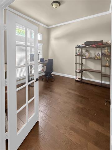 Building Photo - 10700 Lariat Trail Dr