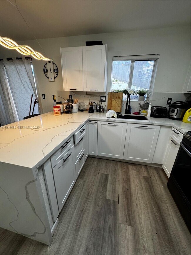 Foto del edificio - 167 SW 6th Ln