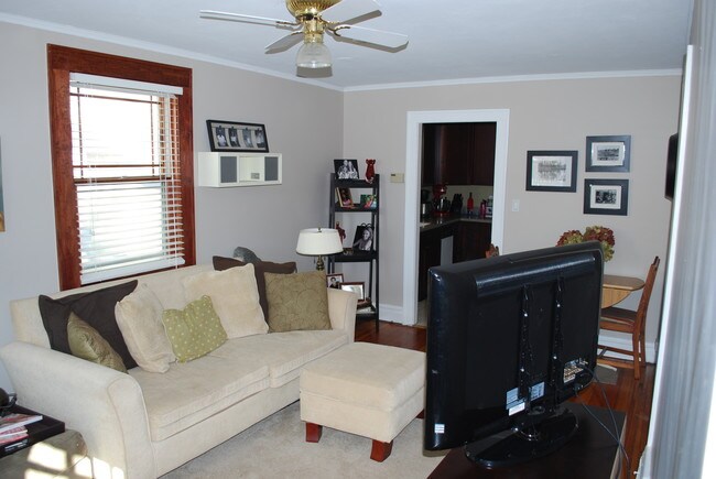 Foto del edificio - 208 Highwood Ave