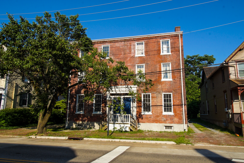 Primary Photo - 32 Market St
