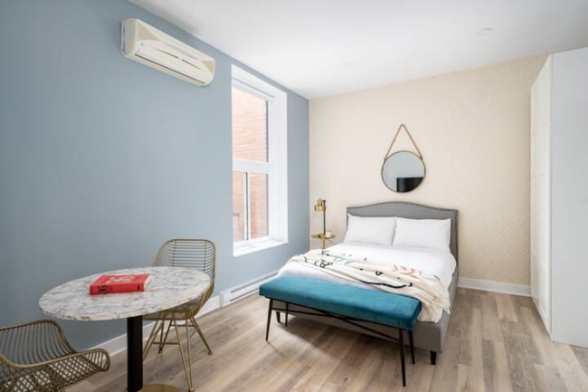 Building Photo - 2020 R. Saint-Denis