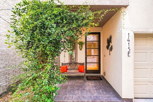Foto del edificio - 1415 Bonnie Brae St