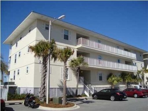Building Photo - 8436 Gulf Blvd