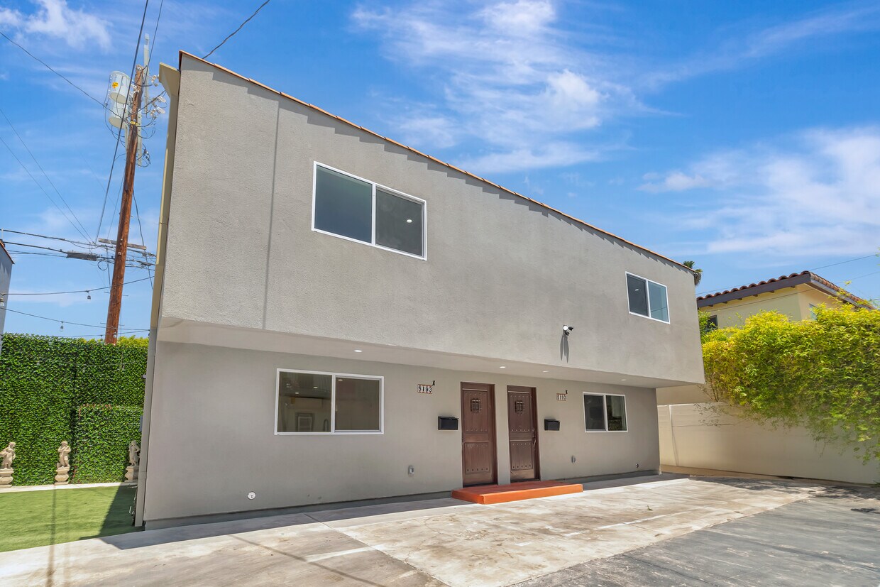 Foto principal - 5201 W 20th St