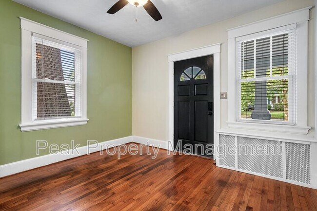 Foto del edificio - 4007 Chevy Chase St