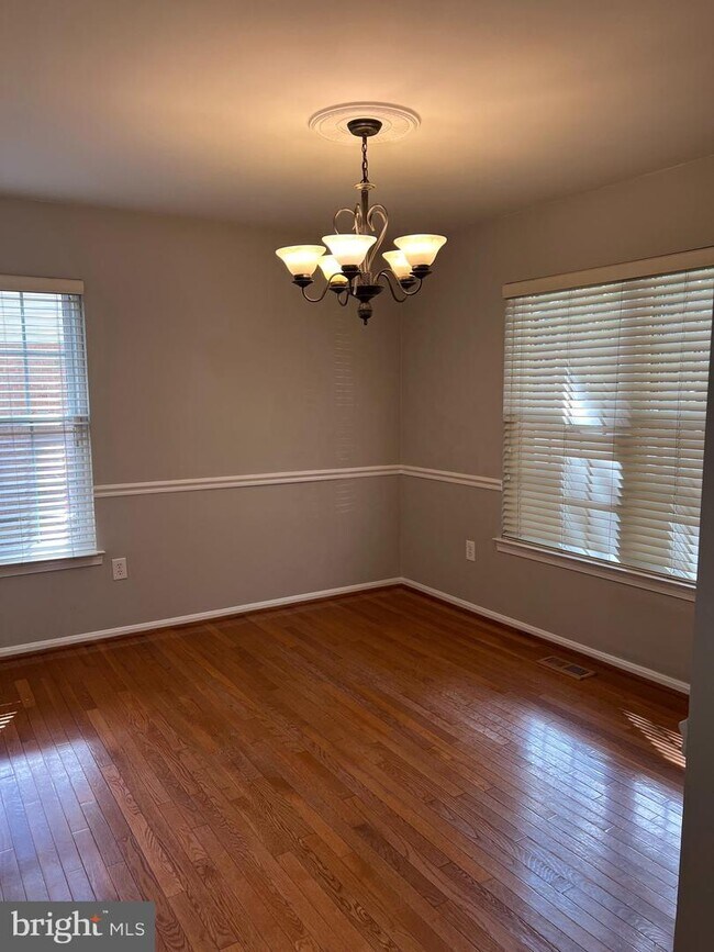 Foto del edificio - 5759 Heritage Hill Dr