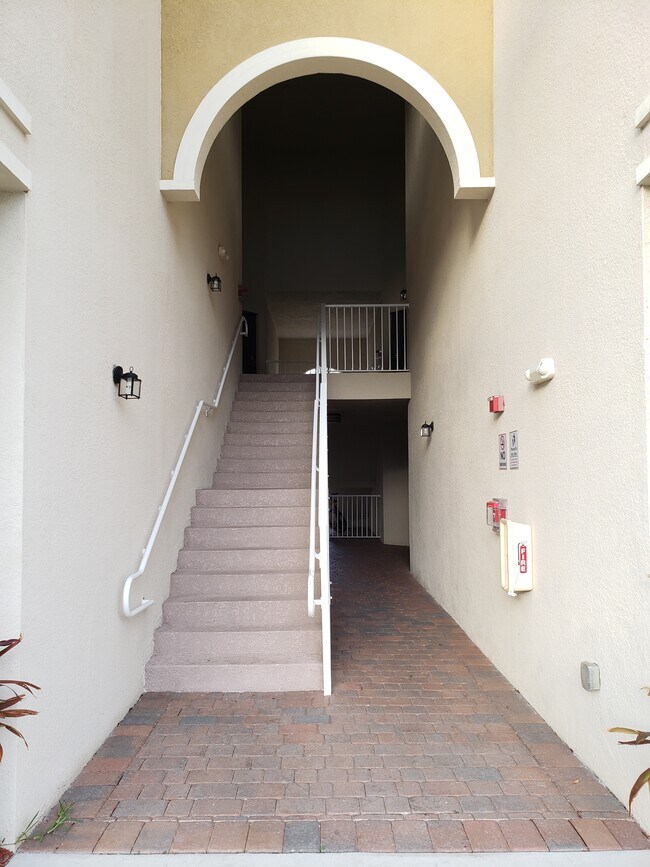 Building Photo - 8740 NW 97th Ave