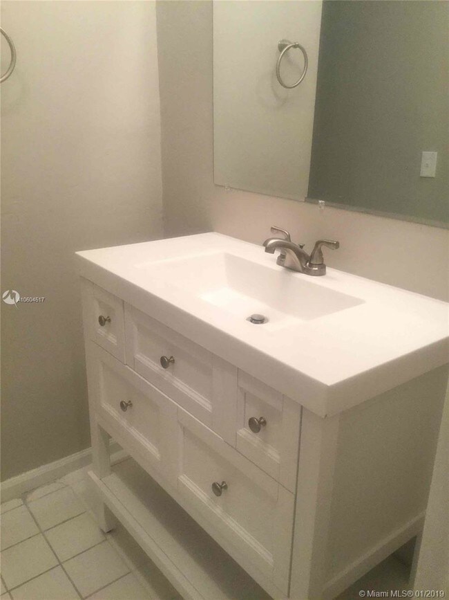 Foto del edificio - 3637 Ave Montresor