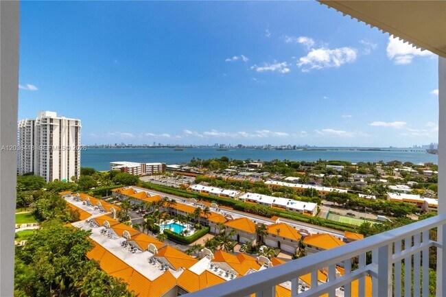 Foto del edificio - 1000 Quayside Terrace