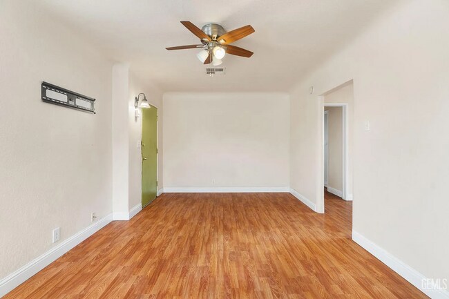 Foto del edificio - 113 Bliss St