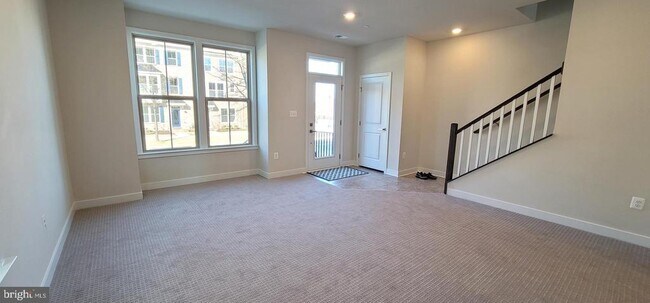 Building Photo - 3895 Sugarloaf Pkwy